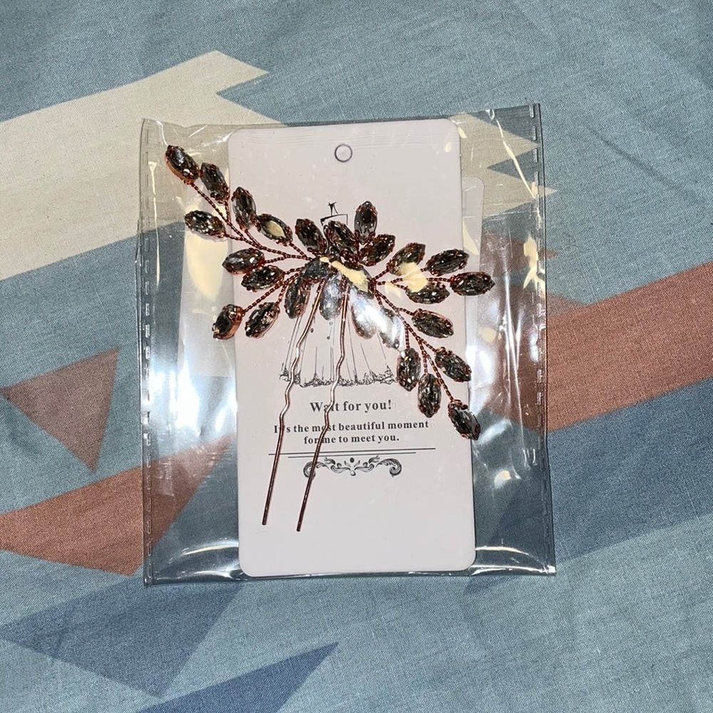 Wedding hair pin rhinestone / crystal Rose gold -NEW